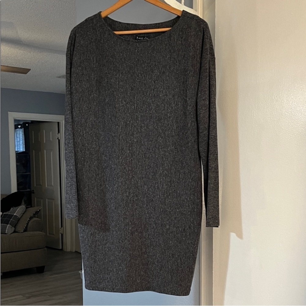 NWT Very J Women’s Charcoal Long Sleeve Shift Dress Size M